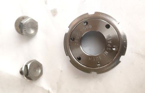 Zeus 2000 titanium axle - axle, bolts