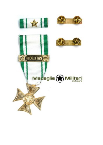 Medaglia nastrino oro - e/o,