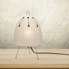 Lampada da tavolo giapponese