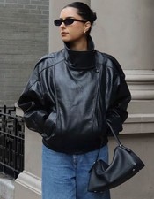 Giacca in ecopelle virale