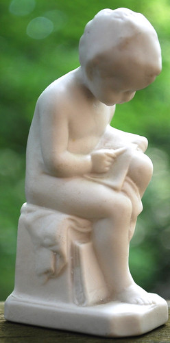Antica statuina biscotto