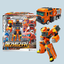 Metal Cardbot Mega Trucker