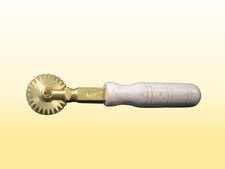 Rotella tagliapasta in ottone