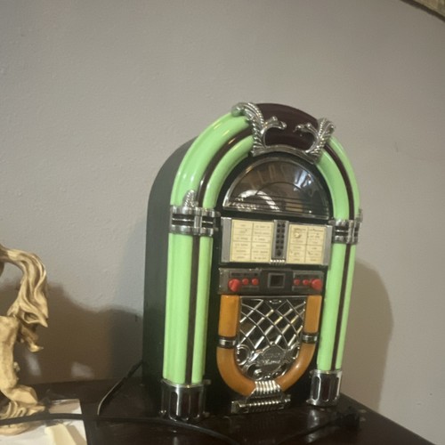 Classic jukebox machine - jukebox,