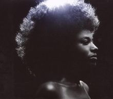 Young Bones von Malia | CD |