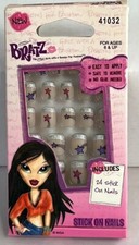 4 Bratz Stick On Nails -