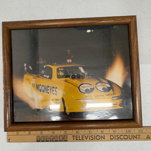Mooneyes drag racing foto - mooneyes,