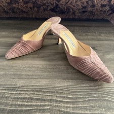 manolo blahnik scamosciato