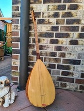 Elvis Saz Baglama chitarra