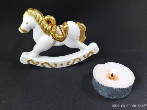 Cavallino gesso da - cavallino,