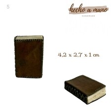 Libro miniatura cuero