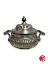 Piccola Zuppiera in peltro con coperchio - antico