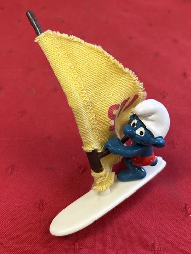 Modellino super puffo