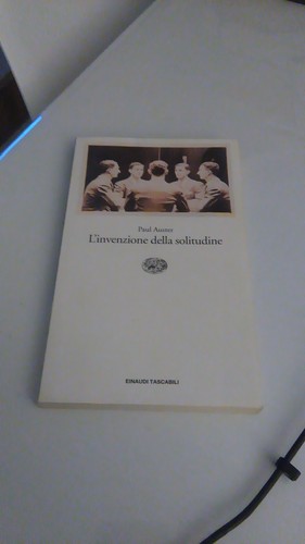 Invenzione della solitudine - della,