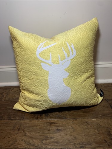 Nuovo cuscino accento giallo