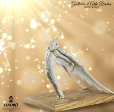 Porcellana artistica Bianca opaca particolari in oro,  by Lladró Figura Icaro 