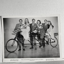 Bicicletta 4 posti lago