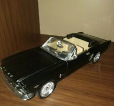 FORD Mustang cabrio 1:24 Made in china 