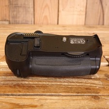 Batteria Nikon MB-D10 usata
