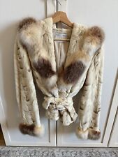 Pelliccia Di Visone Con Cappuccio E Maniche Bordate Di Volpe