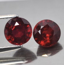 BELLI COPPIA DI RUBINI NATURALI ROTONDO CT. 2,88  IN BLISTER