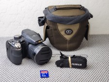 Fujifilm FinePix S Series S3200 14,0 megapixel fotocamera digitale con obiettivo SD-cinturino-custodia