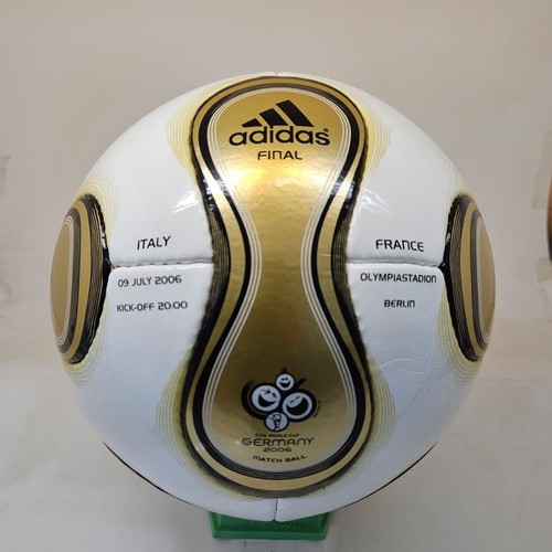 Adidas teamgeist fifa world - teamgeist,
