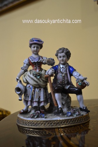 Statuina coppia fanciulli - coppia, di