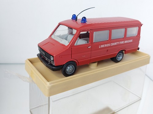 Vecchie auto fiat iveco - auto,