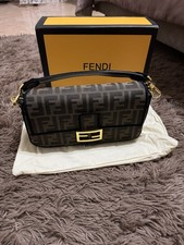 borsa fendi baguette