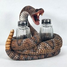 Porta sale e pepe serpente a