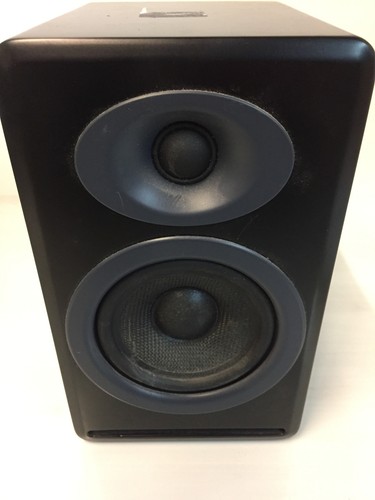 Audioengine p4 - (single),