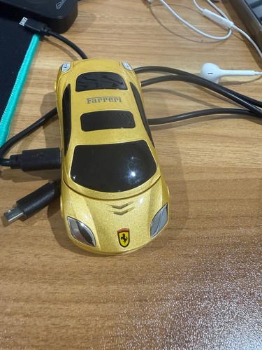 Cellulare stile ferrari - cellulare, i
