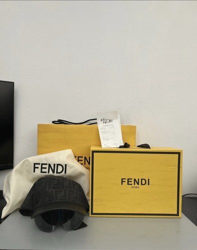 Fendi eye cap - eye,