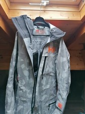 Tuta da neve helly hensan guscio ,in ottimo stato taglia m/m