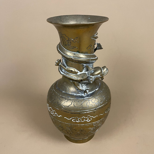 Vaso orientale cinese ottone