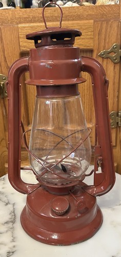 Vintage red hurricane - red, kerosene