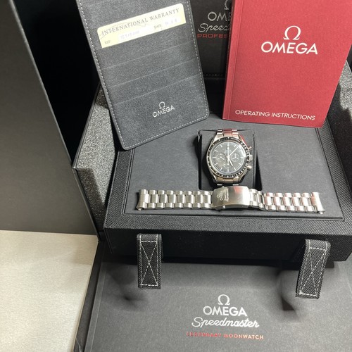 Omega speedmaster moonwatch - omega, Ω