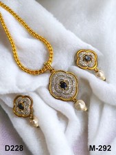 Ciondolo tradizionale