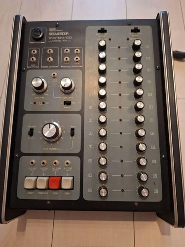 Roland system 100 model 104 - system-100, model-104