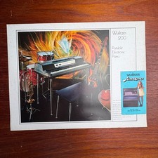 VINTAGE WURLITZER 200 PORTABLE