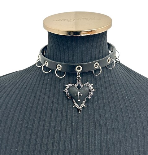 Collana girocollo nera gotica