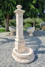 Fontana A Colonna Con Vasca Da