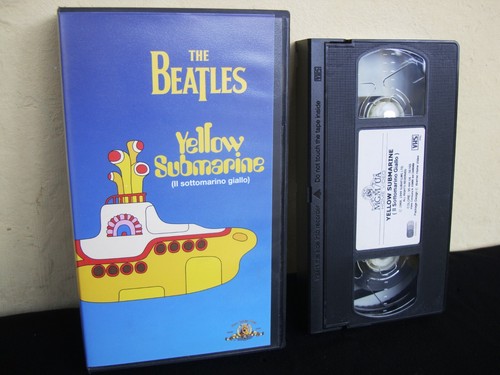 Videocassetta vhs yellow - videocassetta,
