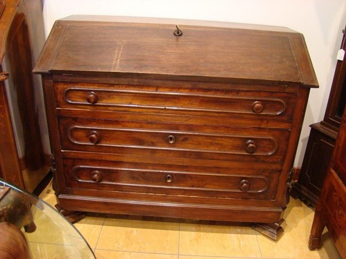 Antico cassettone con - cassettone, ribalta