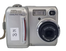 Nikon Coolpix 775 2,1