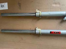 forcella tt600r diametro 46 mm ottime condizioni con  paraolio da sostituire