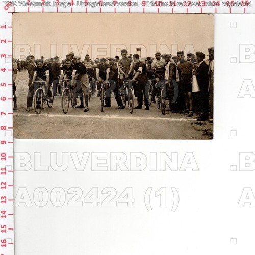 A2424 gara ciclismo - gara,