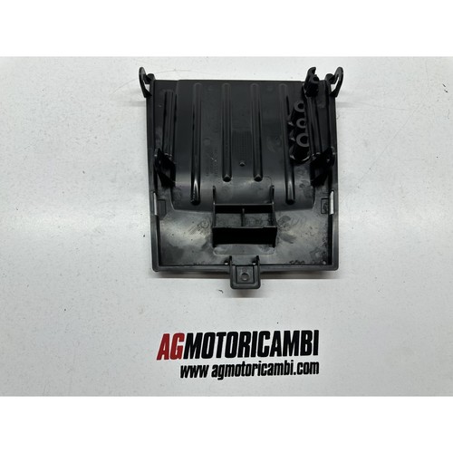 Plastica sotto scocca - plastica,