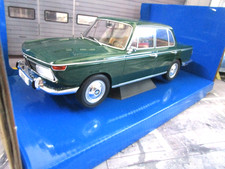 BMW 2000 berlina tipo121 verde